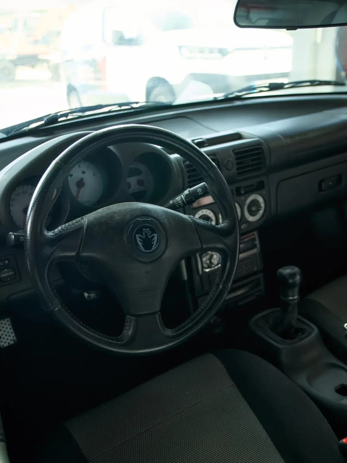 Volante e tablier do Toyota MR2